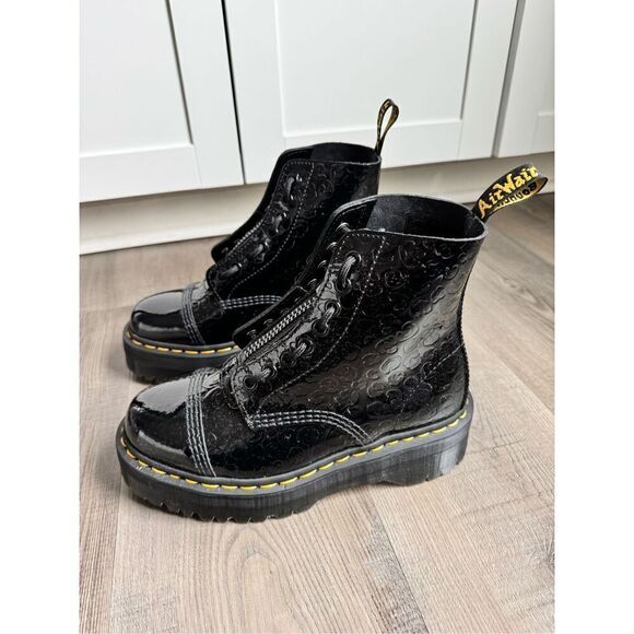 Dr. Martens Sinclair Black Boots NEW Women’s Size 7 - Picture 8 of 14